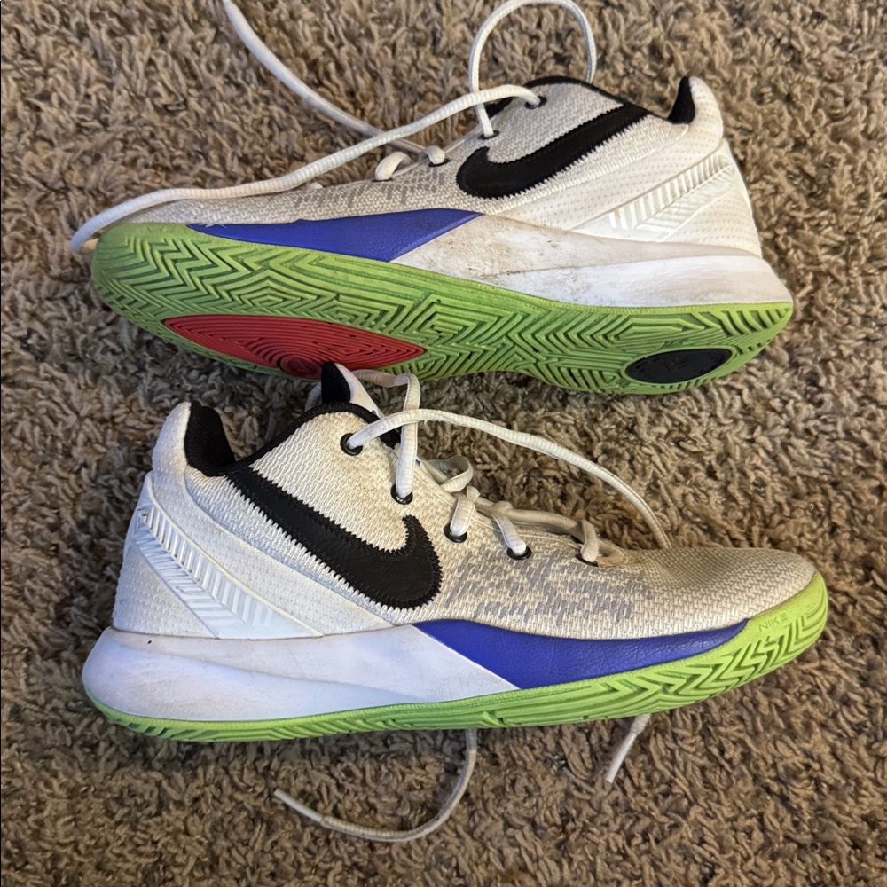 Nike kids Kyrie flytrap 2 GS boys 4.5 youth basketball shoes aq3412-153
